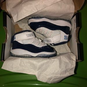 Infant/Toddler Jordan Retro 11s Size 3c